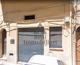 Magazzino 80 mq via milazzo
