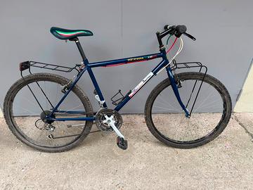 bicicletta frecce tricolore