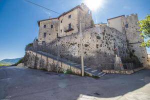 CASA SEMINDIPENDENTE A CITTADUCALE