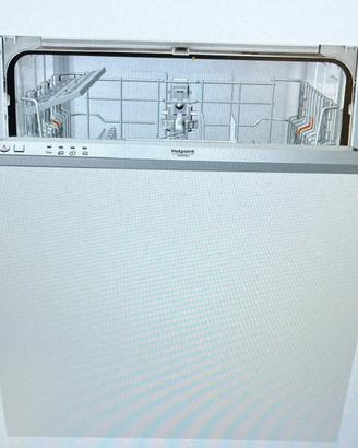 LAVASTOVIGLIE ARISTON HOT POINT