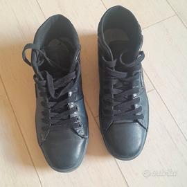 Scarpe Enrico Coveri.