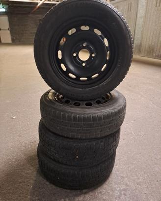 Gomme invernali / antineve + cerchi 175/65 R14
