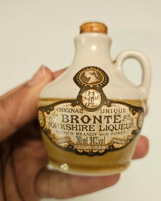 Mignon Bronte yorkshire liqueur