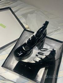 Glutten stroppy  patent platform heel