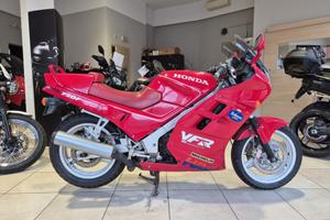 Honda VFR 750 F 1988-89