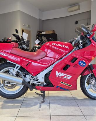 Honda VFR 750 F 1988-89