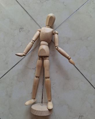 Manichino figura umana per disegno artistico