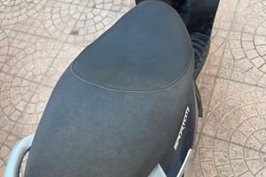 scooter aprilia sportcity 250