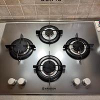 Piano cottura Ariston