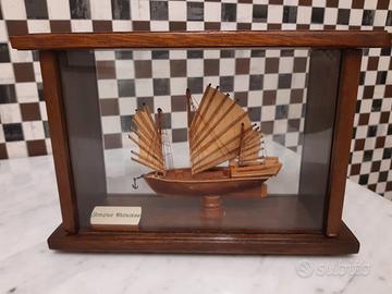 giunca cinese in teca 