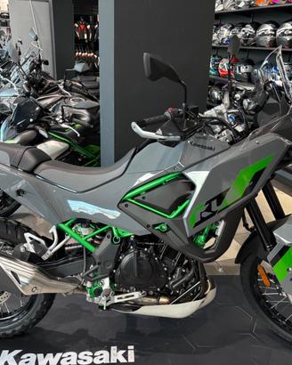 Kawasaki KLE 500 SE 2026 omaggi dal 15 APRILE