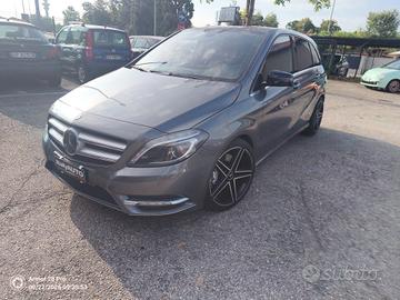Mercedes-benz B 180 BlueEFFICIENCY Premium
