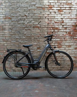 Bici elettrica Gepida Bonum Curve Nexus 8v