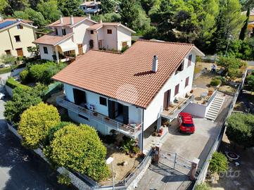 VILLA SINGOLA A CALVI DELL'UMBRIA