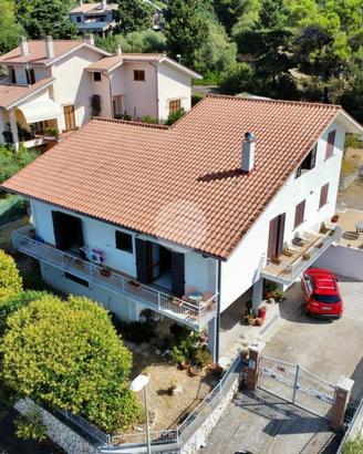 VILLA SINGOLA A CALVI DELL'UMBRIA