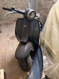 Lambretta 2500€ numero di telefono 3751262910