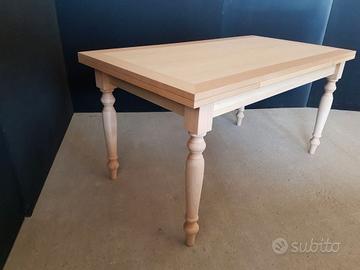 Tavoli in legno grezzo nuovi