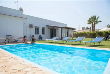 Villa Sulla SPIAGGIA c/Piscina privata