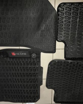 Tappetini originali Audi Q8 S line  set completo