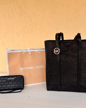 Borsa+portafoglio Michael Kors