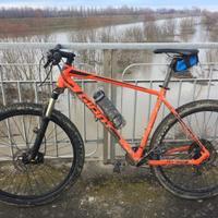 Mountain Bike GIANT XL Terrago 29