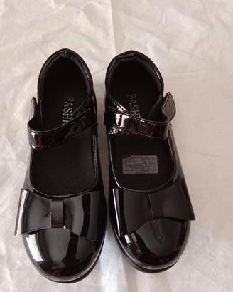 scarpe bambina Mary Jane vernice nera nuove n34