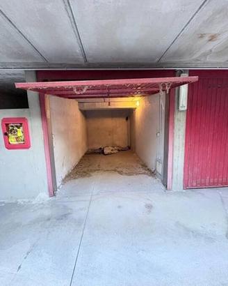 Immobile in asta di 86 m² con 3 locali e box auto 