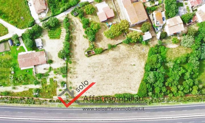 Terreno Edificabile Su Canale