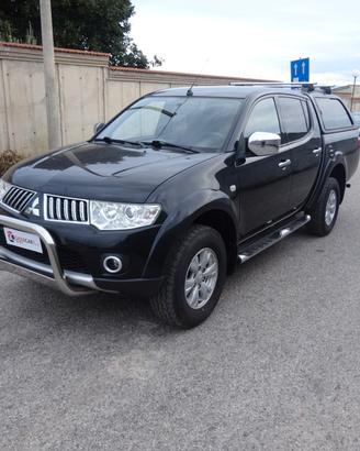 Mitsubishi L 200 PK CASSONATO
