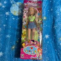 Winx Flora Bambola