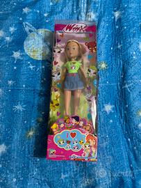Winx Flora Bambola