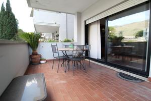 4 LOCALI A PRATO