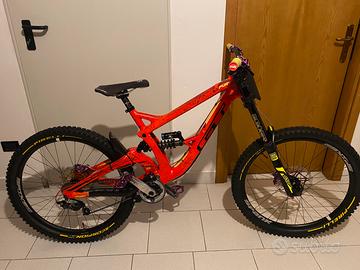 Mtb downhill GT Fury elite