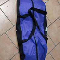 Snowboard con attacchi e scarponi