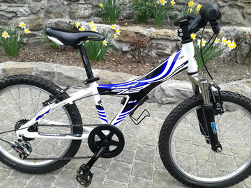 Bicicletta MTB da 20" cambio Shimano