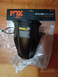 Parafango forcella fox 36/38