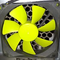 Ventola Giallo Fluo da 12V per PC