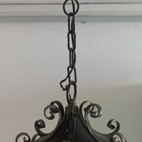 Lampadario in ferro battuto singolo punto luce