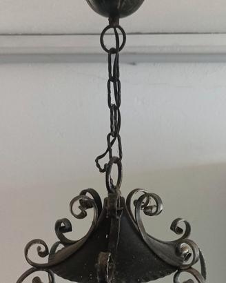 Lampadario in ferro battuto singolo punto luce