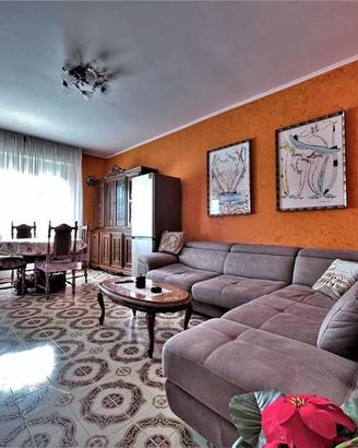 Appartamento di 130 m² con 5 locali a Roma