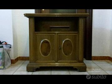 Mobile in legno