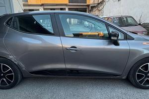 Renault Clio 1.5 dCi 8V 75CV 5 porte Live