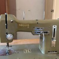 Macchina da cucire Necchi
