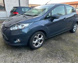 Ford fiesta 1.4 gpl euro 5b