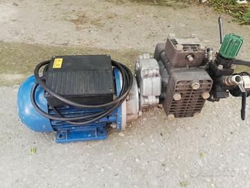 Pompa 30 bar elettrica 220
