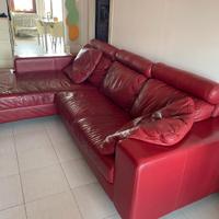 divano con penisola poltronesofà