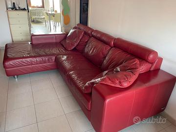 divano con penisola poltronesofà