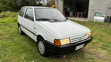 Auto Fiat uno 1.000