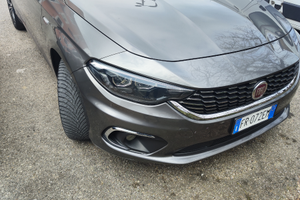 Fiat Tipo 1.6 mtj 120 cv 88 kW con cambio automati