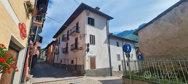 Roaschia-Pieno Centro Paese